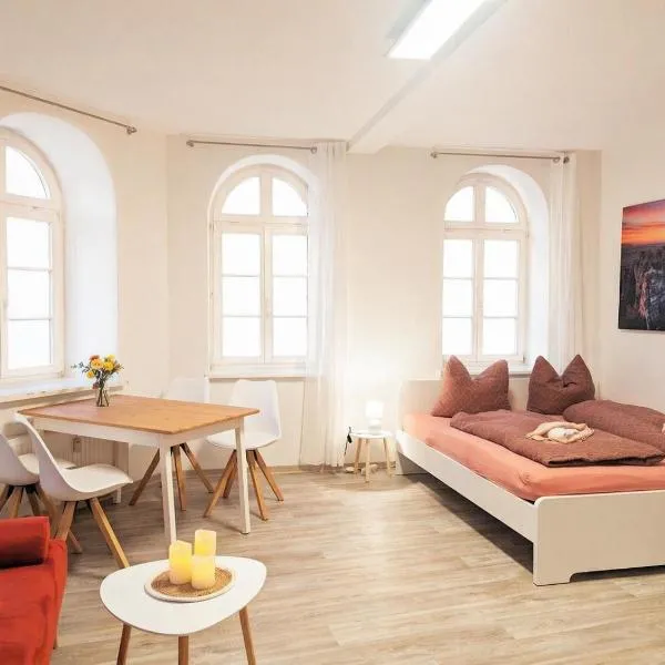 Urlaubsmagie - Ferienwohnung Felsenpfad - Sauna & Saisonaler Pool，位于塞布尼茨的酒店