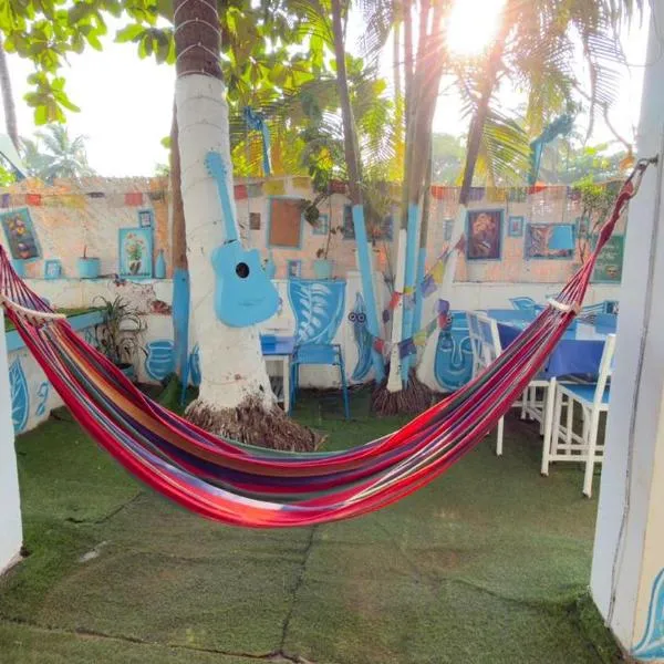 Vllk Resort Near Arambol Beach North Goa，位于阿姆波尔的酒店