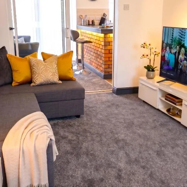 Green Haven Villa - 4BR Spacious House with Hot tub, Ample Parking, Air Condition, WIFI, Netflix, Patio & Garden，位于牛津的酒店