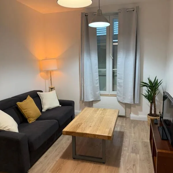 Bel appartement avec accès rapide à Paris et Orly，位于奥尔日河畔于维西的酒店