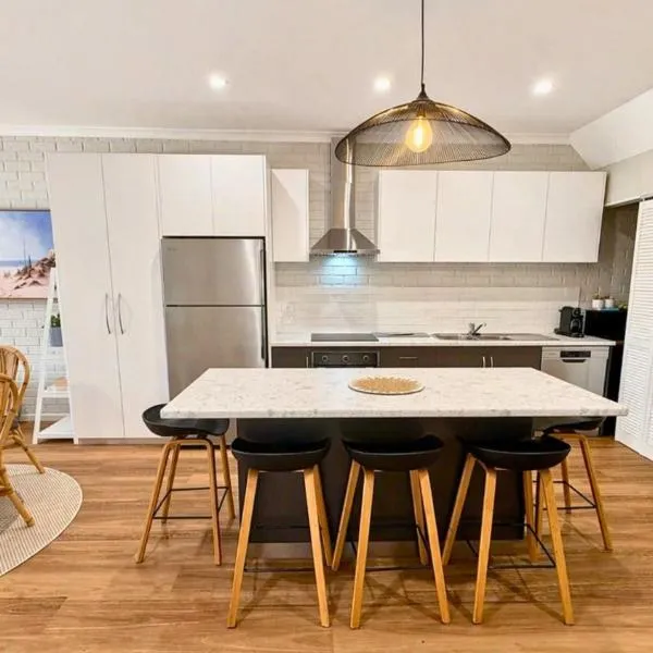 Galley Cove House,位于Geographe的酒店