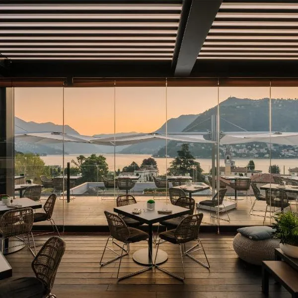 科莫湖希尔顿酒店，位于科莫的酒店