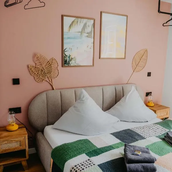 sleepArt beach，位于策勒的酒店