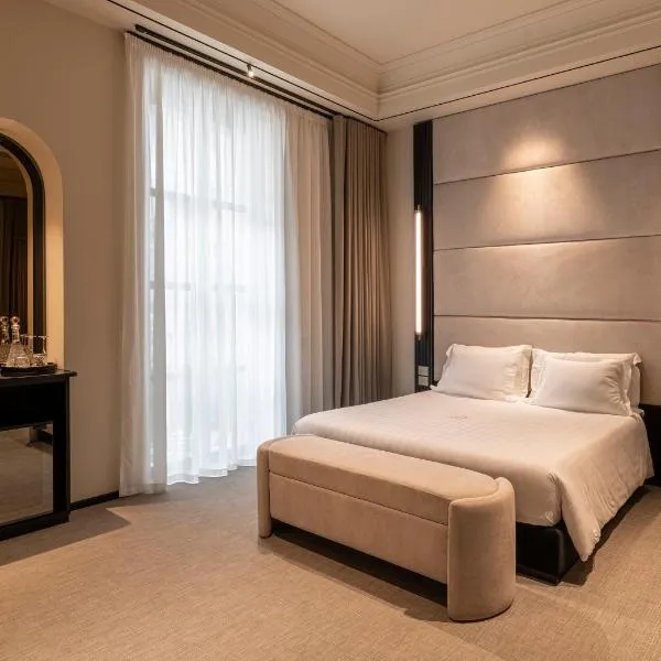 Sparano Palace - Luxury Maison，位于巴里的酒店