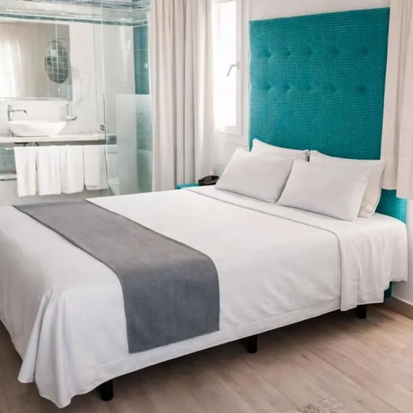 Hotel Clopy Rocamar，位于贝尼多姆的酒店