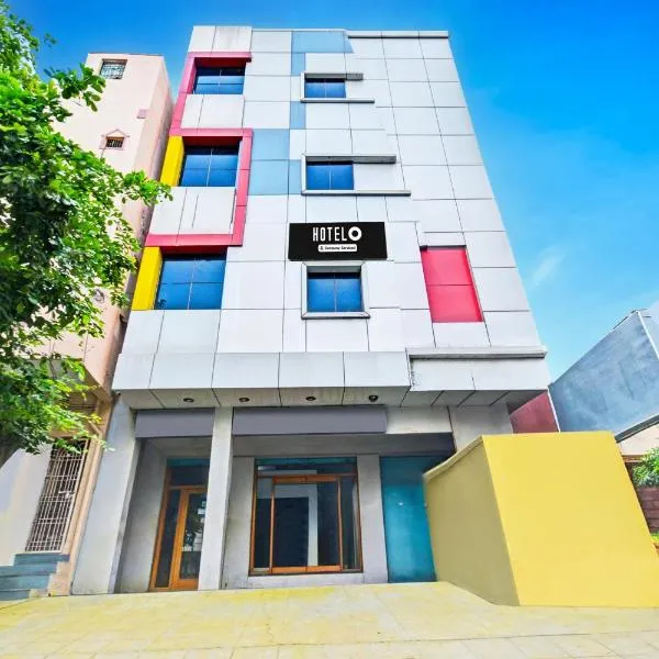 Super Hotel O Kurnool Near Kurnool Medical College，位于卡努尔的酒店
