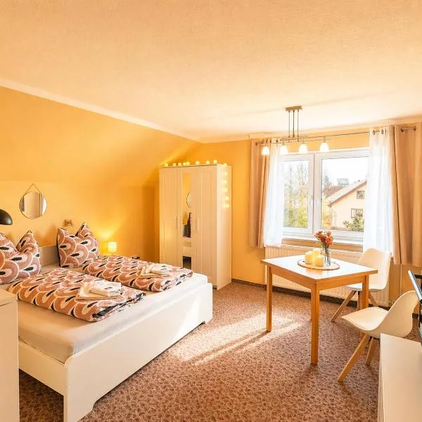 Urlaubsmagie - Ferienwohnung Luchs - direkt am Wanderweg，位于塞布尼茨的酒店