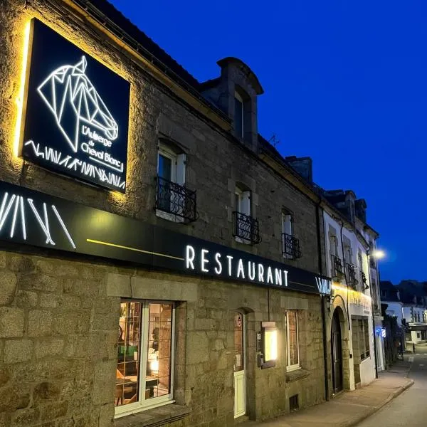 Auberge Du Cheval Blanc - Logis Hotel，位于Baud的酒店
