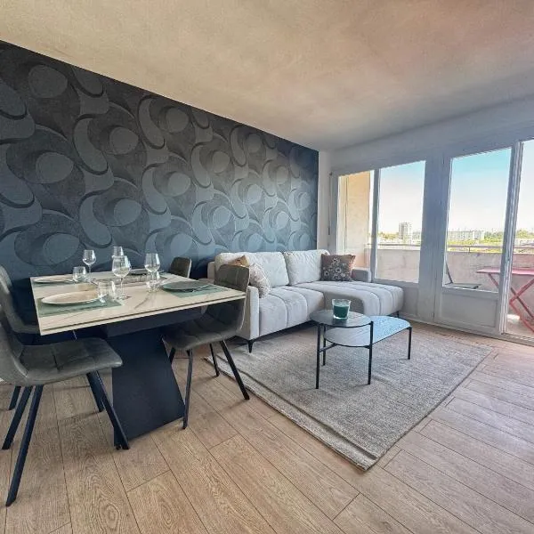 Le Carnot Appartement avec vue sur le Vercors，位于瓦朗斯的酒店