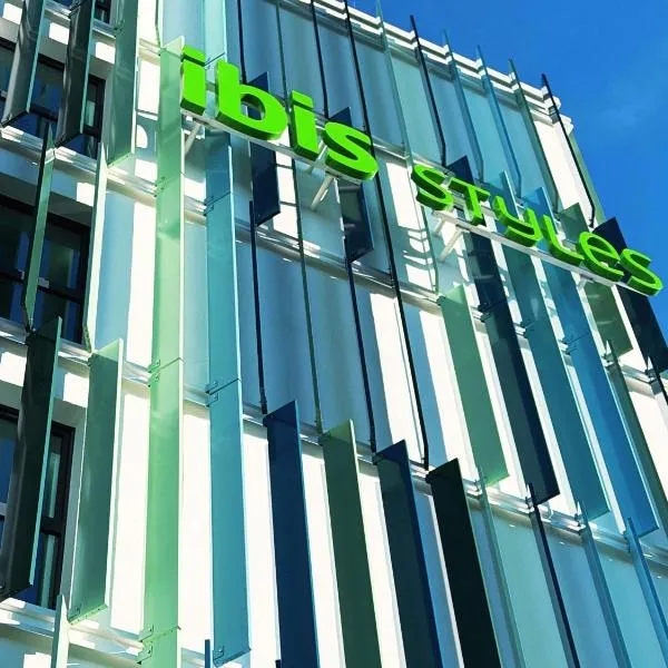IBIS STYLES MUENCHEN AIRPORT，位于慕尼黑的酒店