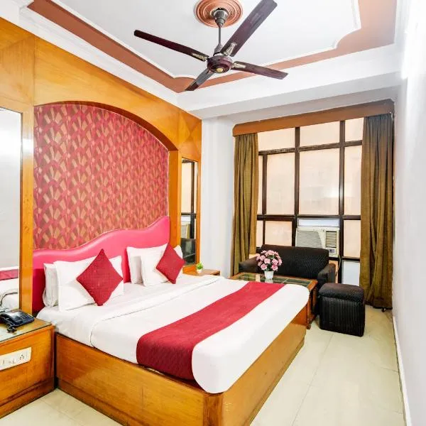 Hotel Sai International - 5 Mints Walk From New Delhi Railway Station And Connaught Place，位于新德里的酒店