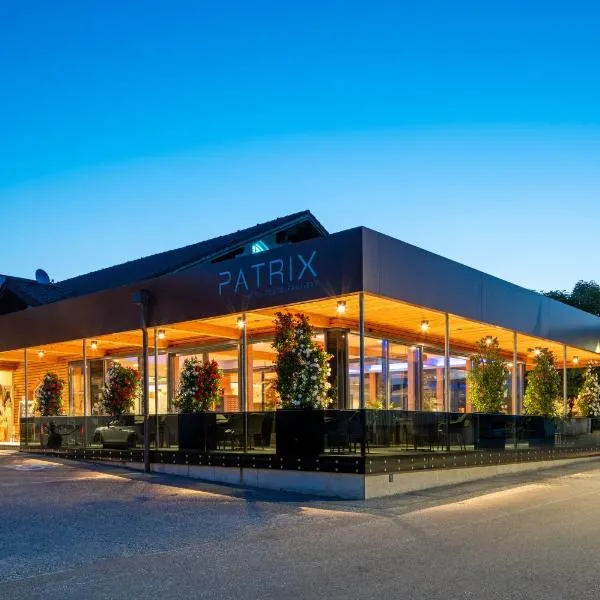Patrix Hotel, Restaurant, Bar，位于Frankenburg的酒店