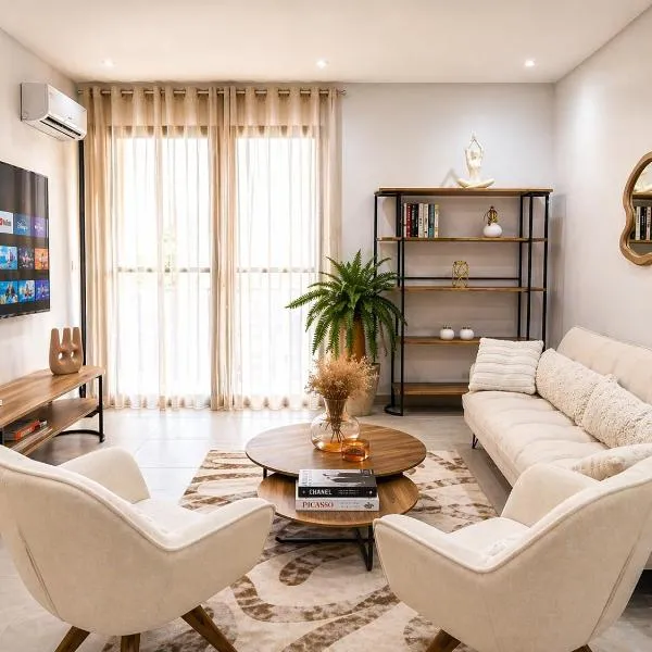 Dakar Roi - Point E - Modern Studio - Central Location，位于达喀尔的酒店