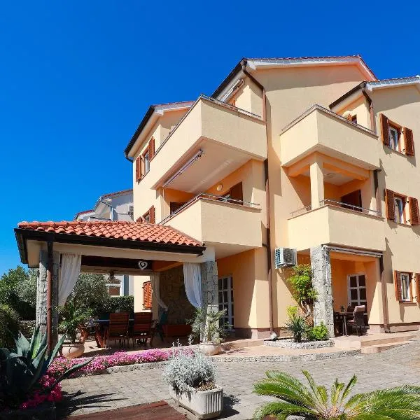 Apartments Omanović II,位于奇茲希的酒店