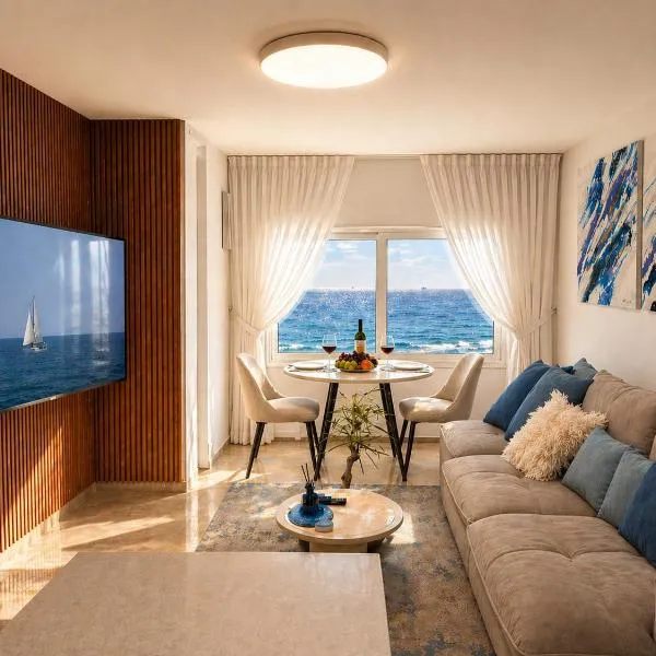 Boutique Seaview Apartment，位于Qiryat Yam的酒店