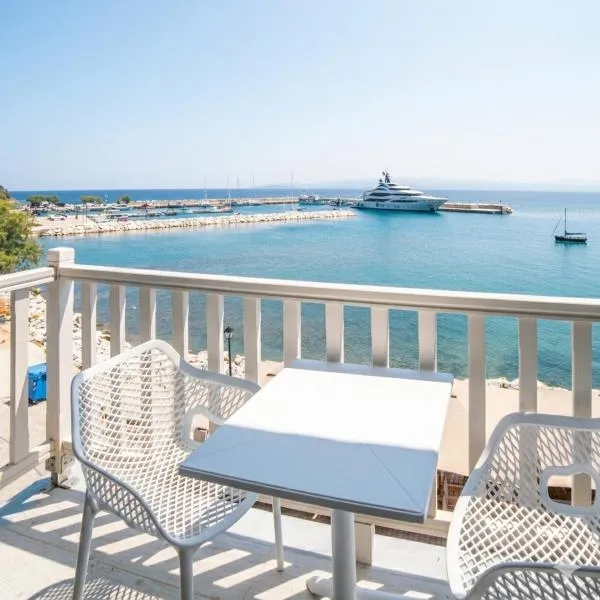 Archontiko Seaside Hotel-Beachfront Blue Experience，位于普拉坦亚斯的酒店