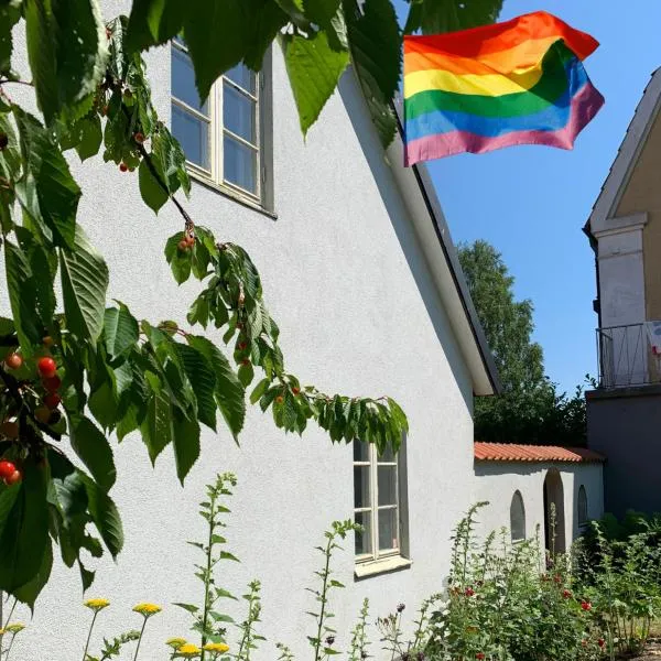 Charming holiday home in the middle of Kivik，位于奇维克的酒店