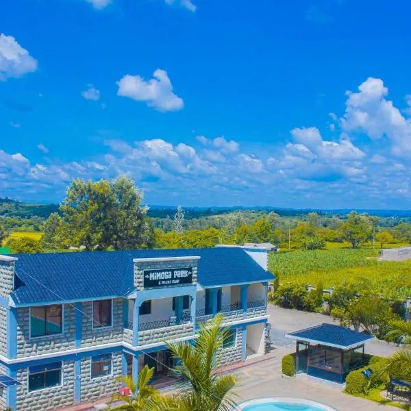 Mimosa Park and Island Camp Sagana，位于Sagana的酒店