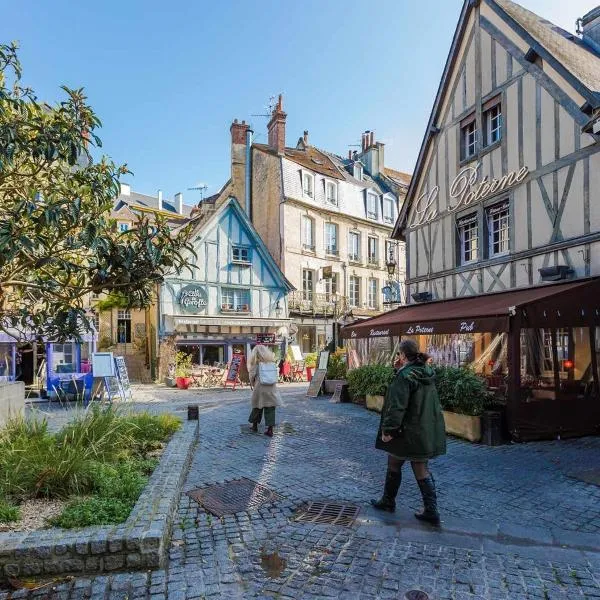Appartement hyper centre - vue sur le château，位于凯恩的酒店