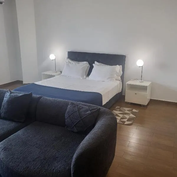 Mix Center T 0 M 26 Piso C，位于罗安达的酒店