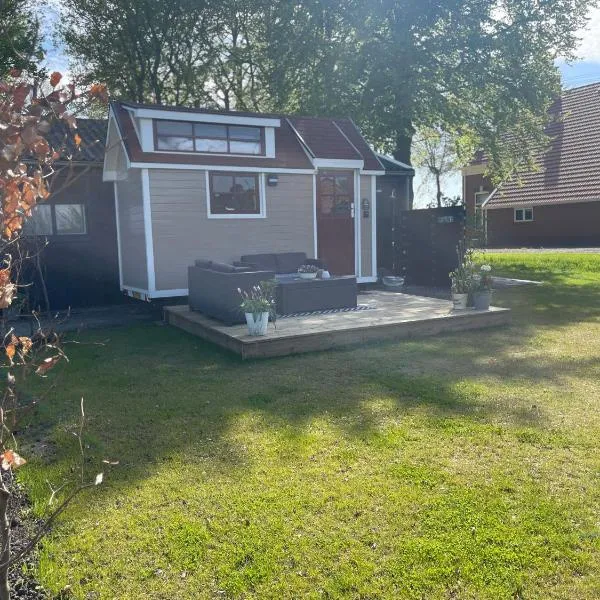 Op zoek naar een leuke overnachting Te huur Prachtig Tiny House De Hutte，位于Siddeburen的酒店