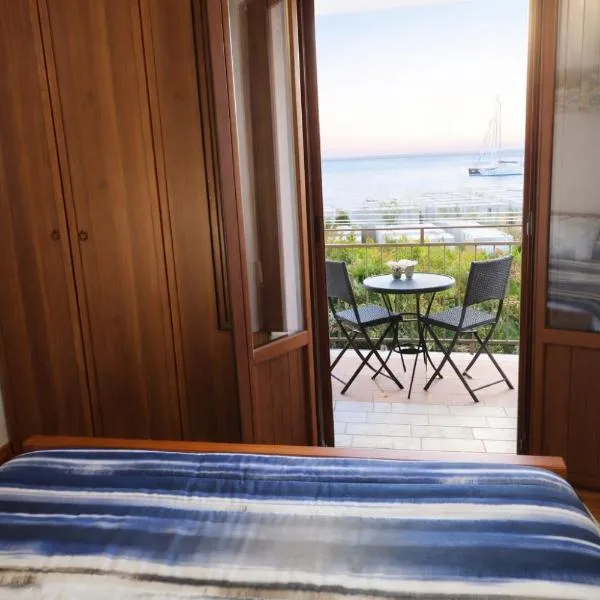 Un Mare di Sogni Vista Porto e Mare a Sciacca，位于夏卡的酒店