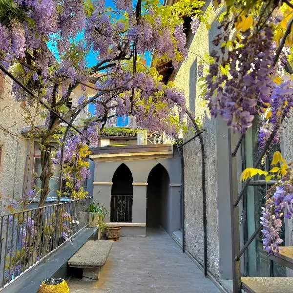 Casbah, suites nel cuore di Menaggio，位于梅纳焦的酒店