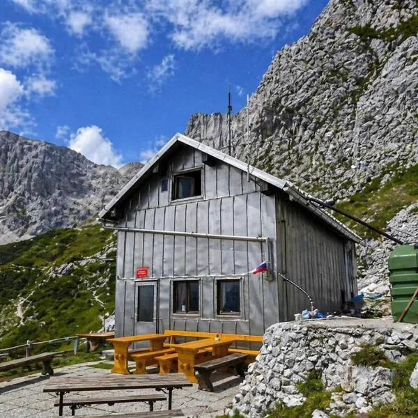 Zavetišče pod Špičko,位于索卡的酒店