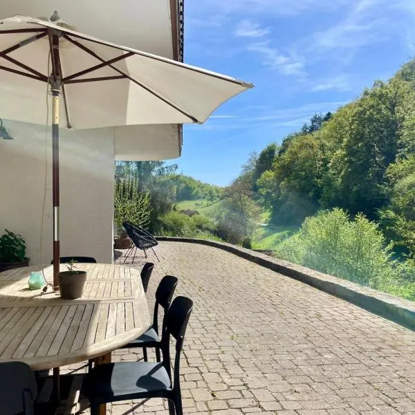 Odw homes - Wohnung im Landhaus mit Terrasse，位于Trösel的酒店