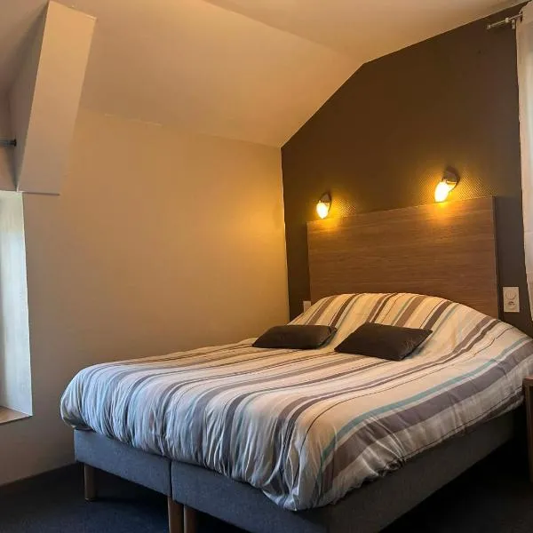 Logis Hôtel Restaurant Les Cévennes,位于Saint-Cirgues-en-Montagne的酒店