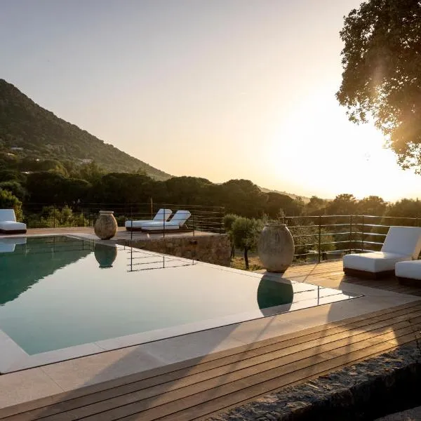 Les Paillers de Bodri - Vue mer et piscine - Adults Only,位于科尔巴拉的酒店