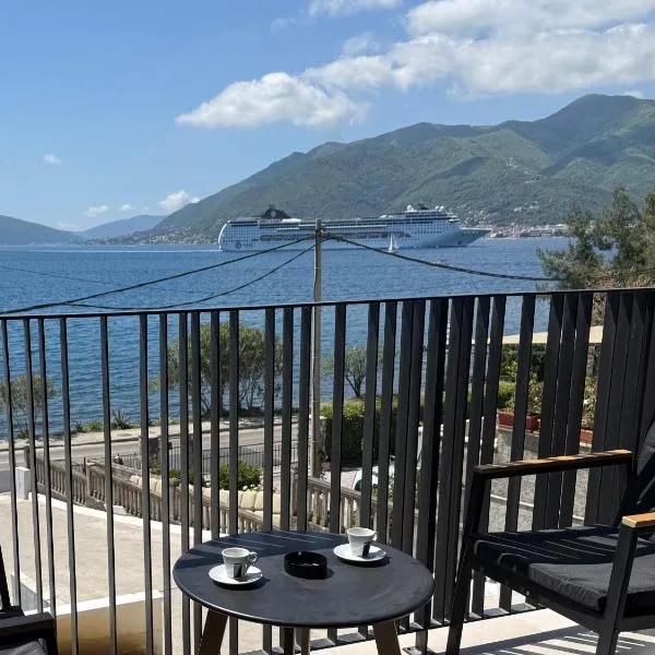Seafront apartment Tivat，位于唐加拉斯特瓦的酒店