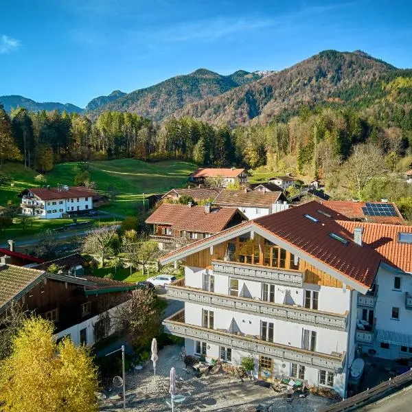 Heil- und Seminarzentrum "LebensQuell"，位于施莱兴的酒店