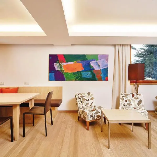 Hotel-Pension Hoferhaus，位于纽科琴格罗斯夫的酒店