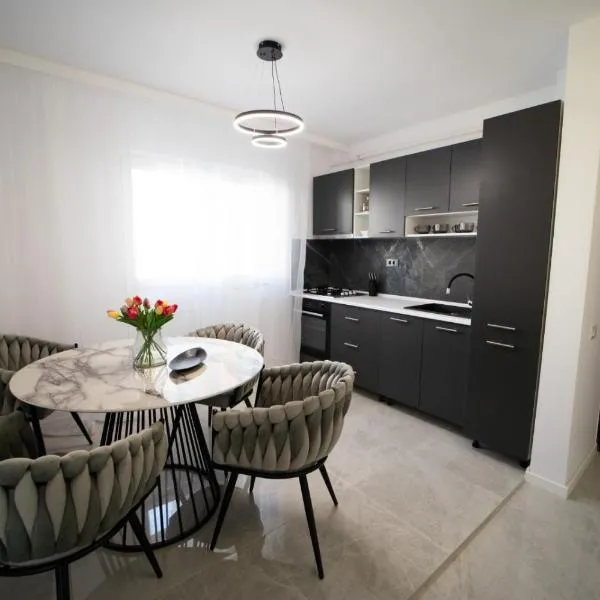 Tony Apartament，位于札勒乌的酒店