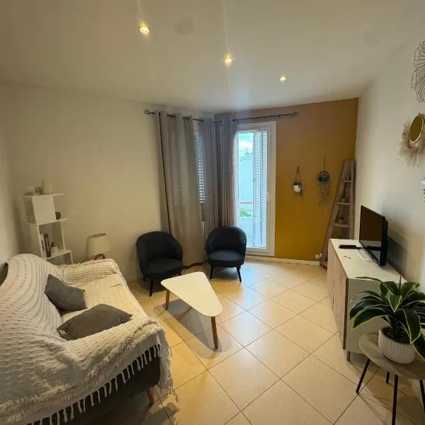 Elegant renovated apartment 2 bedrooms Grenoble，位于格勒诺布尔的酒店