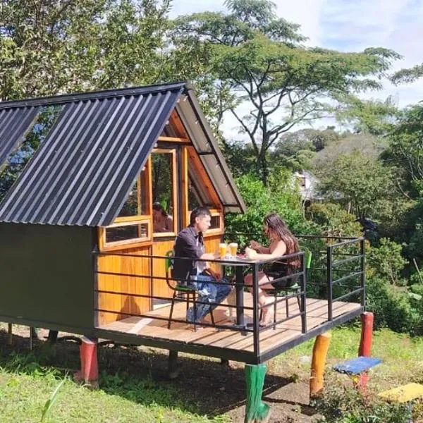 Cabañas tipo glamping，位于莫尼基拉的酒店