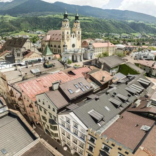 Odilia - Historic City Apartments - center of Brixen，位于布列瑟农的酒店