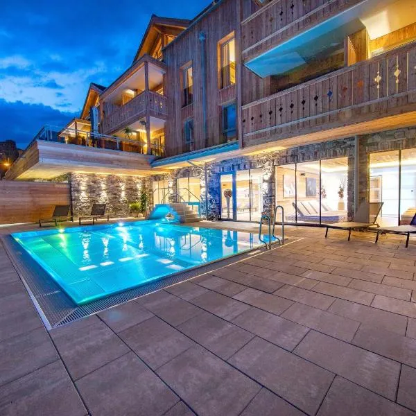MOUNTAIN HOTEL LUIS inkl Zell am See-Kaprun Sommerkarte，位于卡普伦的酒店