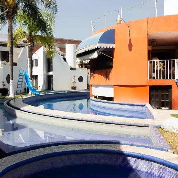 Capital O Hotel Partidor Del Sol，位于瓦兹特佩克的酒店