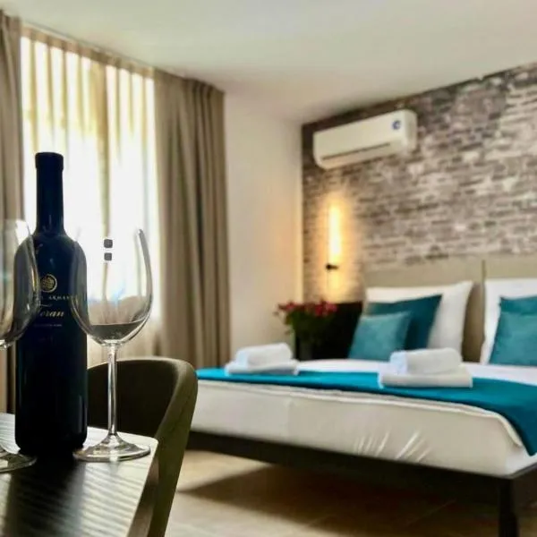 Arena Prestige Rooms，位于普拉的酒店