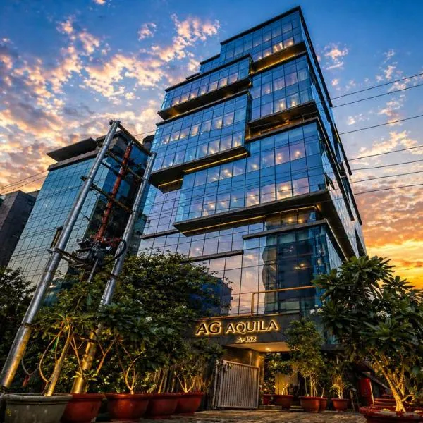 Aquila Grand Suites - Noida Sector 136，位于诺伊达的酒店