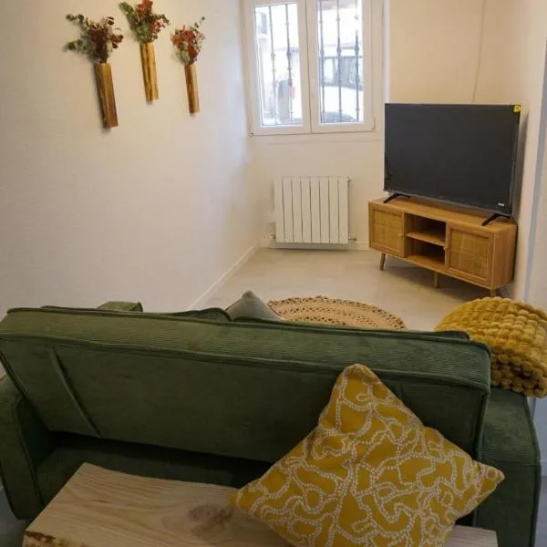 Apartamento cómodo y bien ubicado en el corazón de Rioja Alavesa，位于Leza的酒店