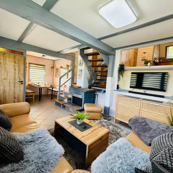 Ferienhaus, ANkerplatz am Seepark 18, mit Kamin und Sauna，位于基希海姆的酒店