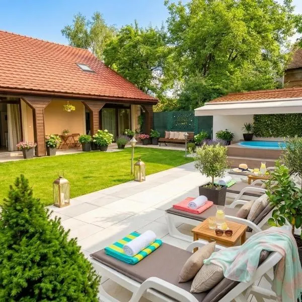 Villa DeaDorata，位于奥拉迪亚的酒店