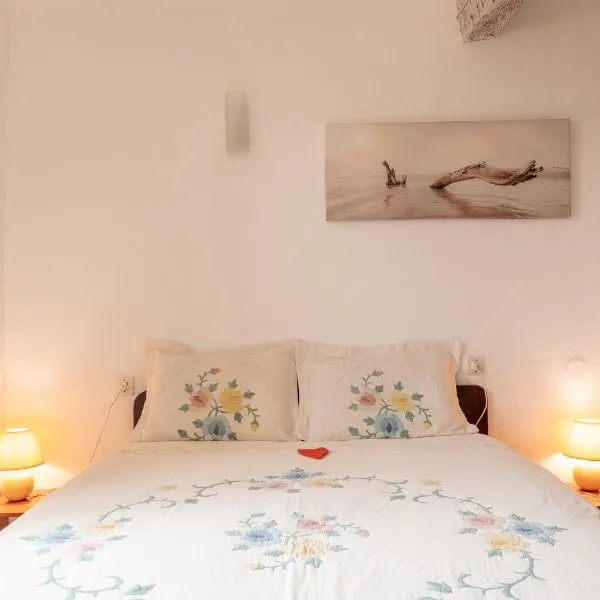 La Petite Maison，位于Puimoisson的酒店
