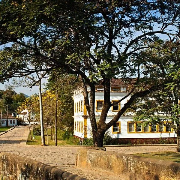索拉尔能达蓬特酒店，位于Ritápolis的酒店
