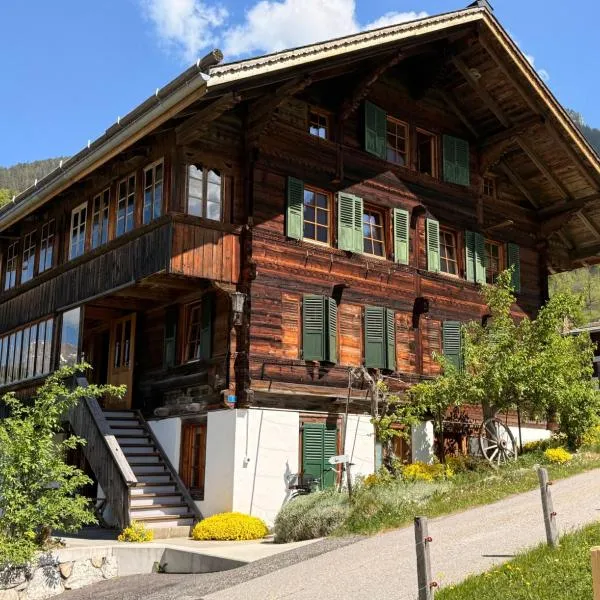 Blüemlisalp-Huus im Kiental，位于昆塔尔的酒店