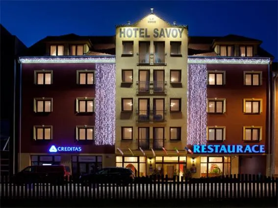 萨沃伊酒店，位于Adamov的酒店
