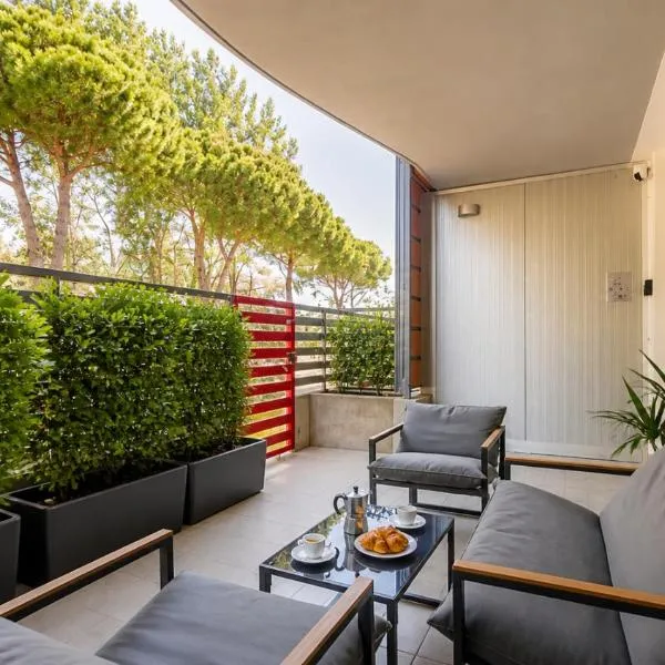 Appartamento Residence Mimose - con parcheggio e Terrazza vicino al mare，位于伊拉克里亚马勒的酒店